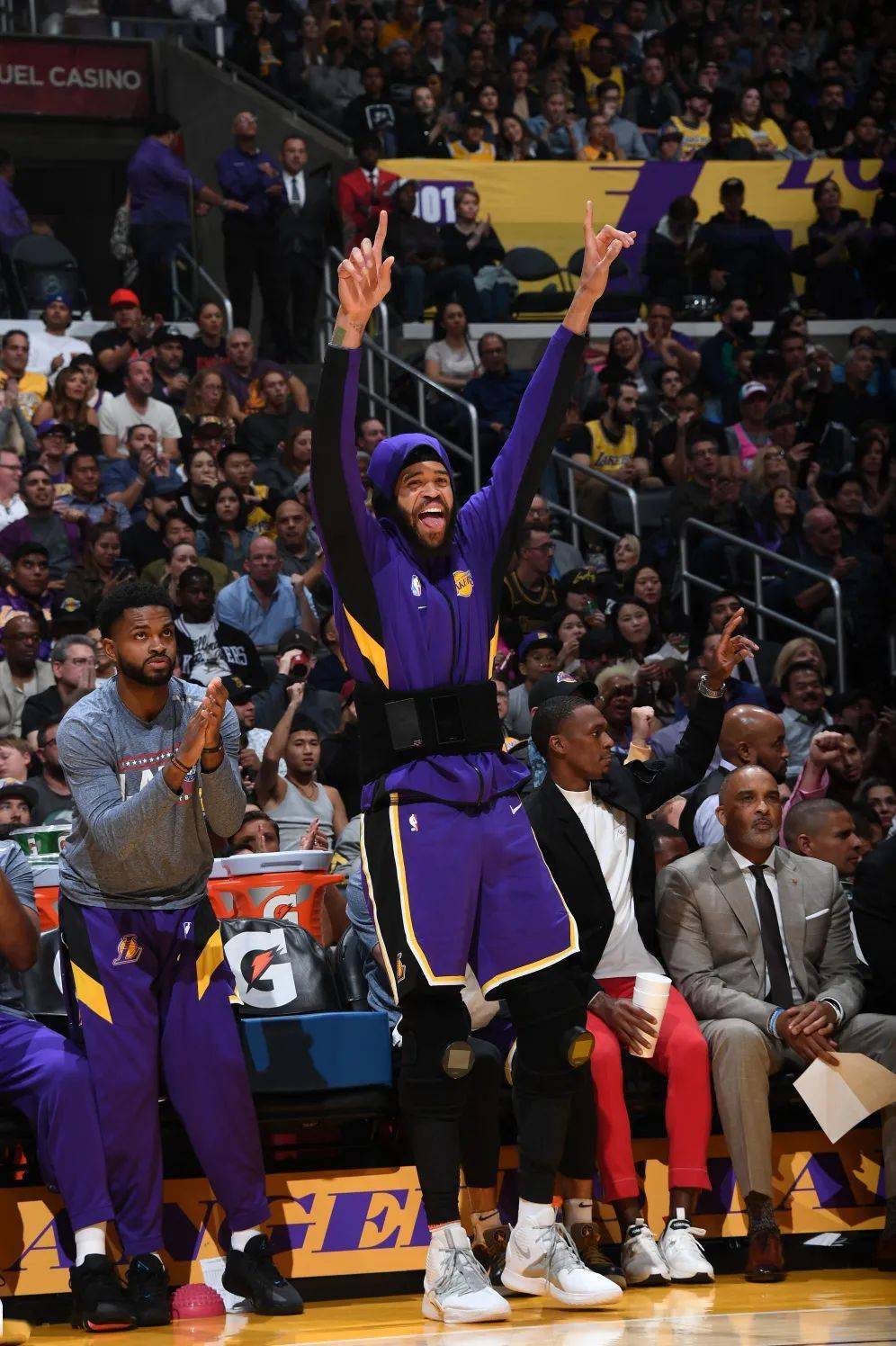 WTT福冈总决赛王楚钦成功晋级八强