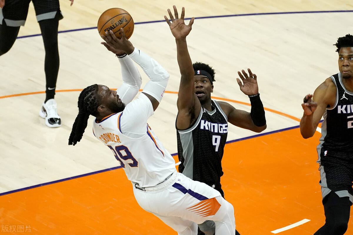 WTT福冈总决赛王楚钦成功晋级八强