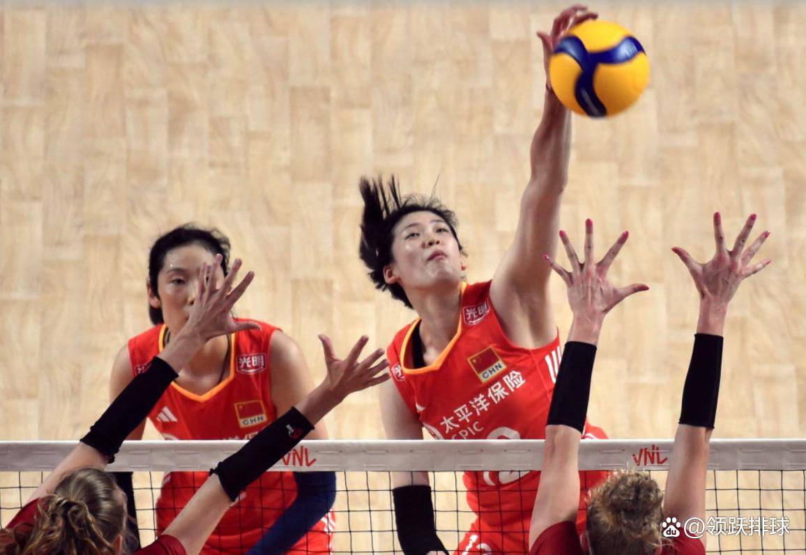 李盈莹复出首秀出彩，波尔图主场险胜武汉三镇，豪取13连胜的简单介绍